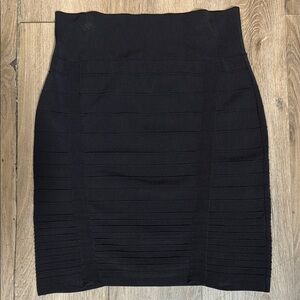 Rock & Republic Black Knee-Length Ruched Pencil Skirt